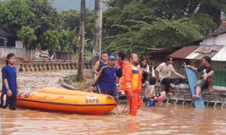 Banjir Rendam Wilayah Kota Cilegon Setelah Diguyur Hujan Selama 3 Jam