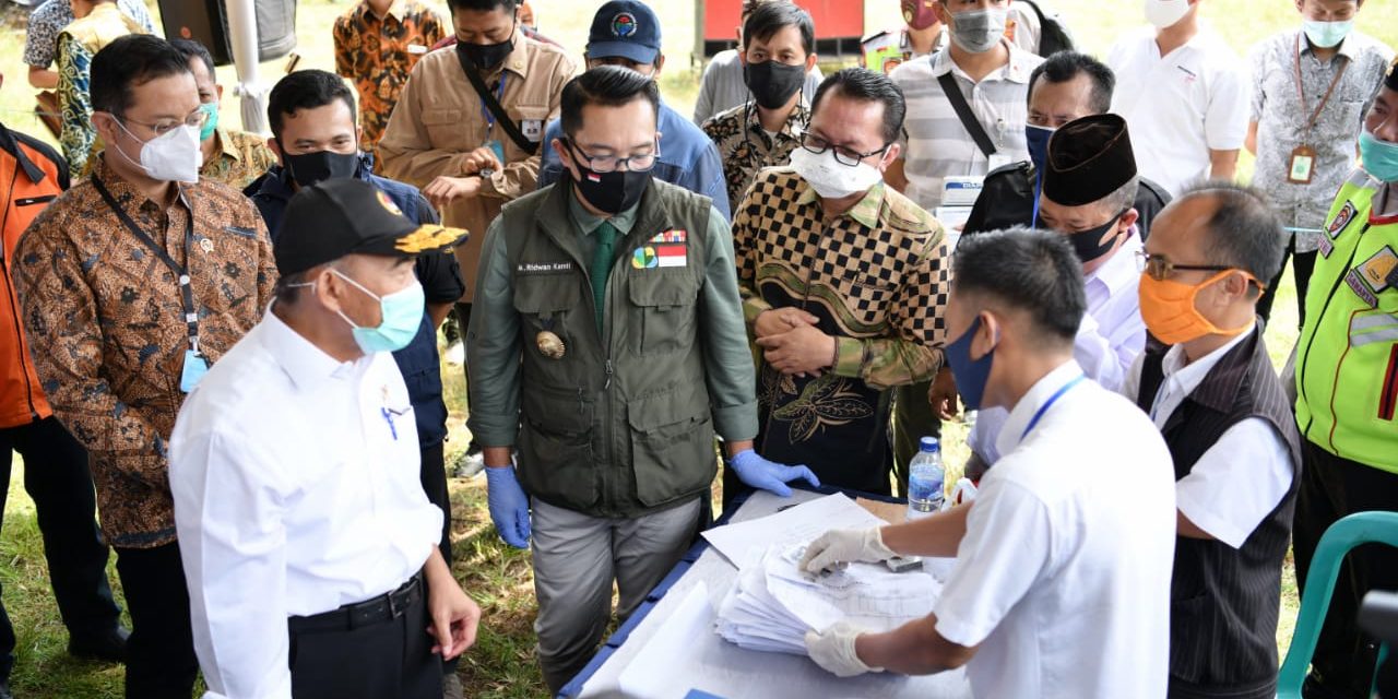 Kemendes PDTT Sidak Penyaluran BLT DD di Bandung Barat