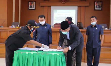 Perda Pertanggungjawaban Pelaksanaan APBD Tahun 2019 Kota Payakumbuh Disahkan