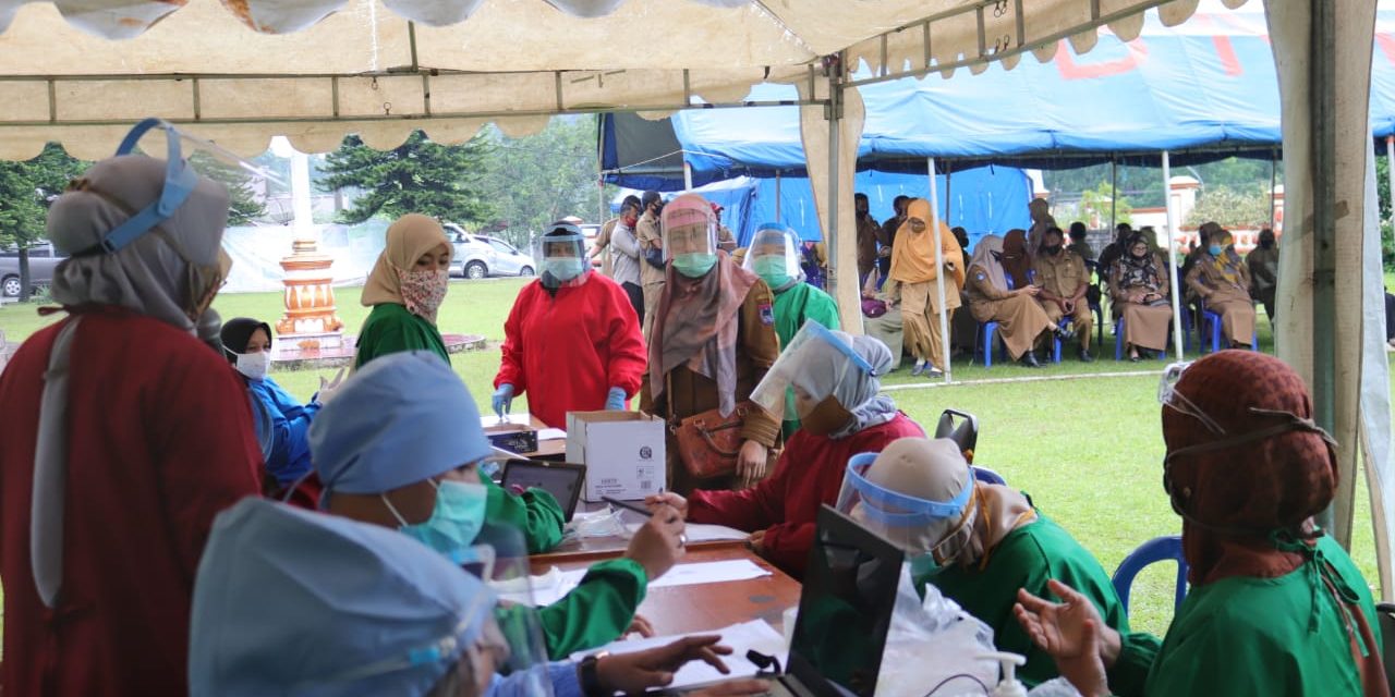 Swab Masal Guru-Guru Kota Payakumbuh Tentukan Langkah Kebijakan Pemko Berikutnya