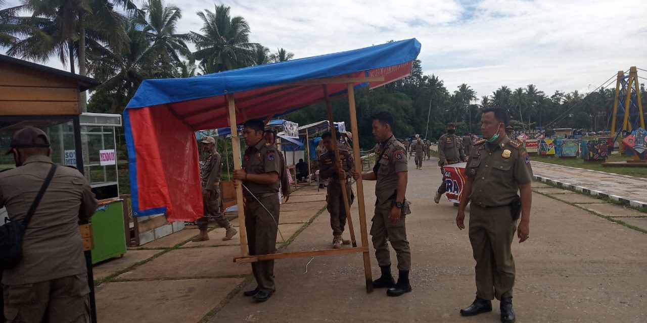 Warga Resah Batang Agam Semrawut, Satpol PP Kota Payakumbuh Pindahkan Lapak Pedagang Dari Badan Jalan