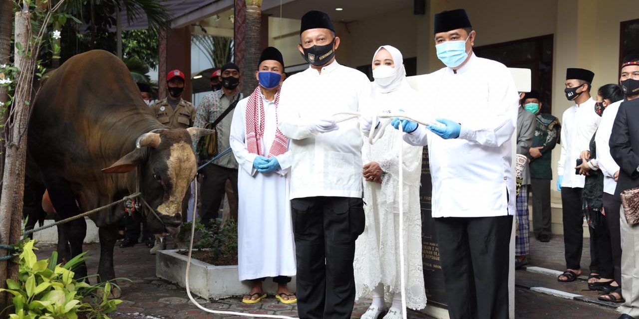 Mendagri Laksanakan Salat Idul Adha di Masjid An-Nuur Kemendagri