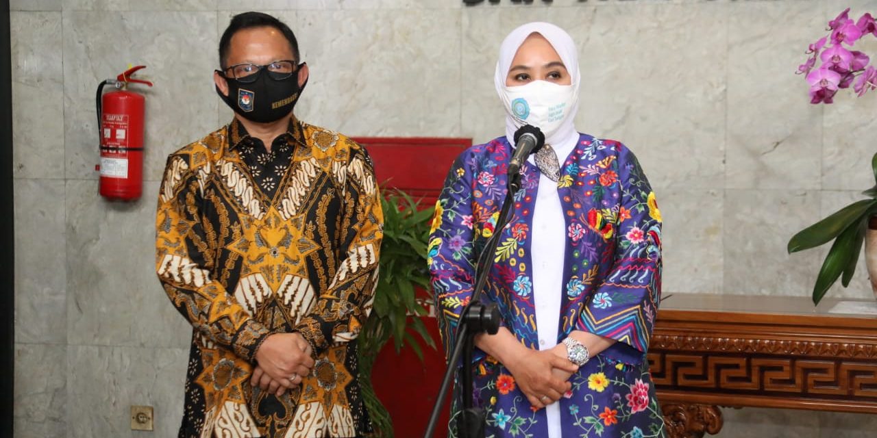 Ketua Umum TP PKK: Pembagian Masker untuk Dukung Pemutusan Penularan Covid-19