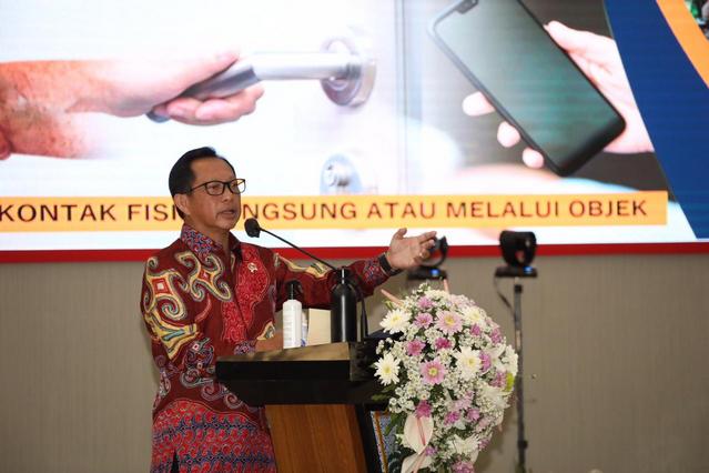 Mendagri Hadiri Launching Gerakan Sulut Bermasker