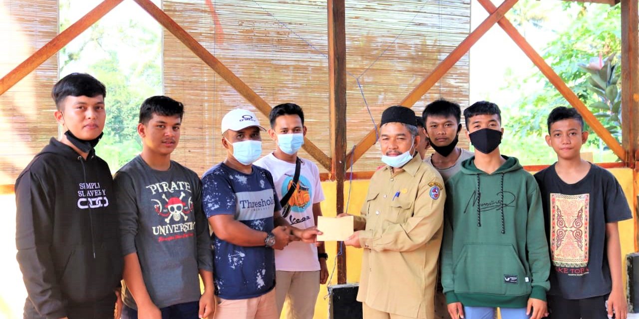 Donasi Digalang 3 Hari, Pemuda Lingkungan Tarok Serahkan Bantuan Bagi Yayasan Cahaya Islam