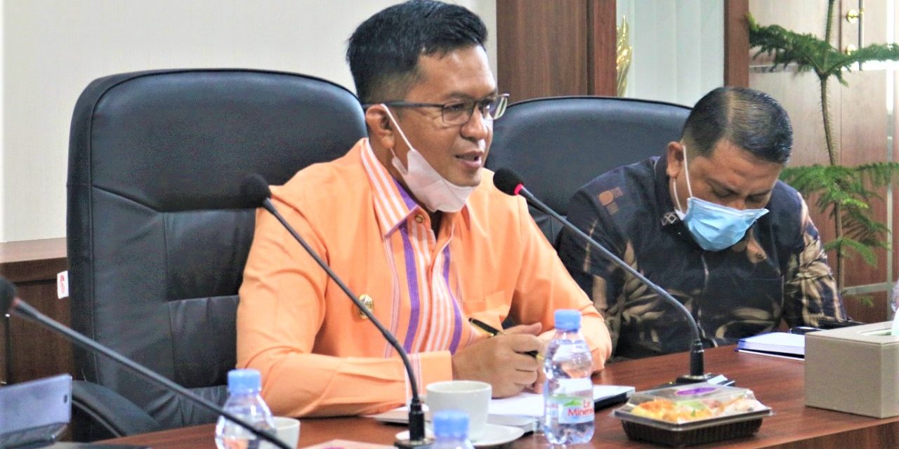 Pemko Payakumbuh Gelar Rapat Evaluasi Penanganan Covid 19, Erwin Yunaz :”Selalu Terapkan 3M”