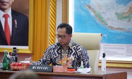 Mendagri Keluarkan Insruksi tentang Pemberlakuan Pembatasan Kegiatan untuk Pengengendalian Penyebaran Covid-19