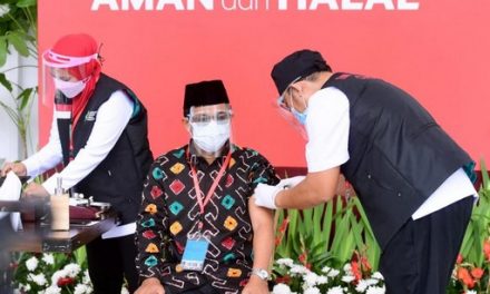 Rois Syuriah PBNU: Tak Perlu Takut, Yakin Bahwa Vaksin Ini Sesuatu yang Halal dan Aman