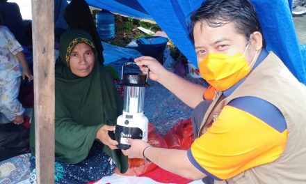 Dengan Garam, Gelap Jadi Terang