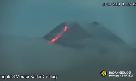 Gunung Merapi Kembali Keluarkan Awan Panas Guguran Sejauh 1.000 Meter