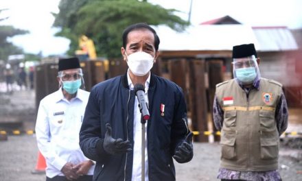 Presiden Jokowi Tinjau Sarana Terdampak Bencana Banjir di Kabupaten Banjar