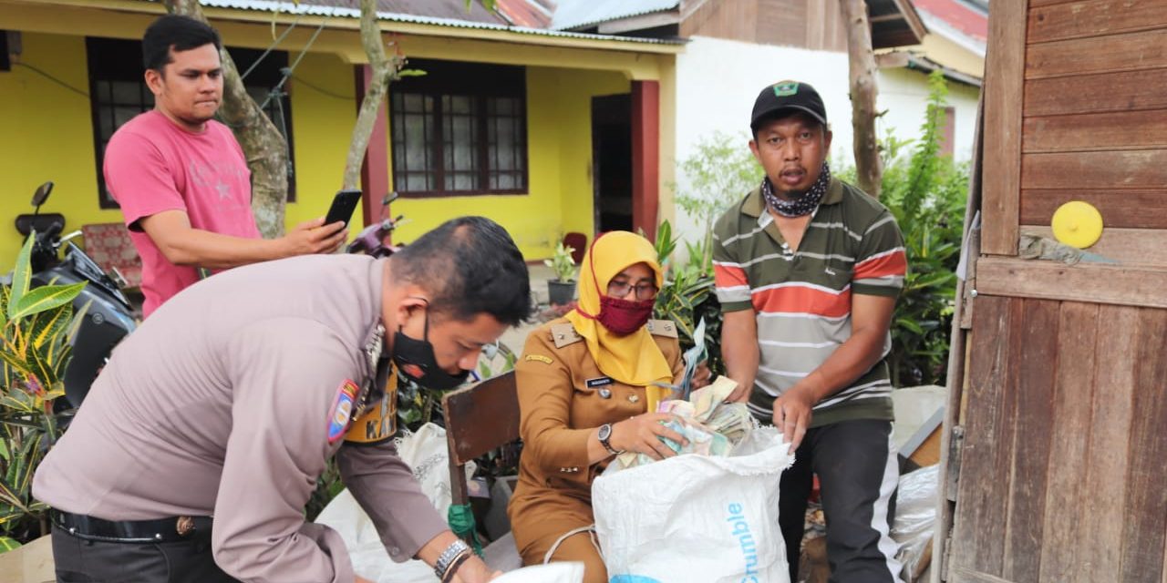 Fantastis, Uang Dalam Karung Pak Biok Ditaksir Capai Ratusan Juta