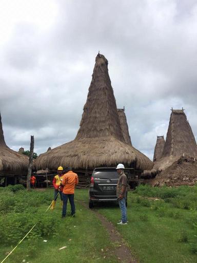 Tingkatkan Kesejahteraan Masyarakat, PLN Listriki 39 Desa di Nusa Tenggara Timur