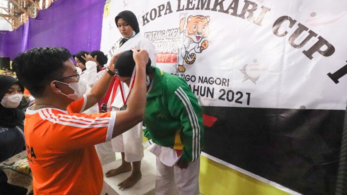 Buka Kejuaraan Bintang Kopa Lemkari Cup I, Wawako Erwin Yunaz : 1 Dojo 1 Sekolah