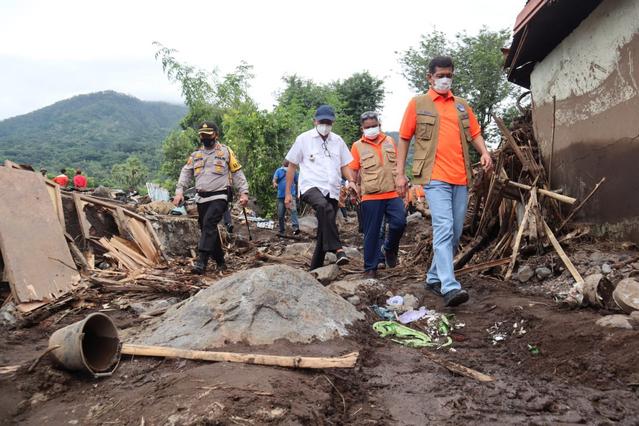 BNPB Mendukung Penuh Penanganan Darurat Banjir Bandang NTT