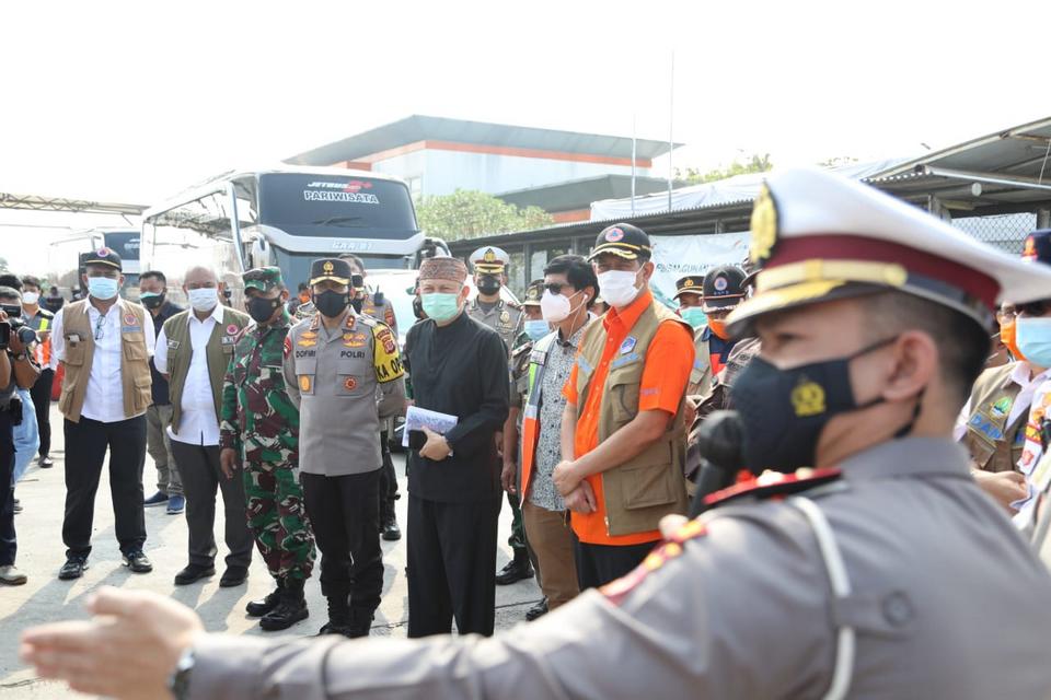 Doni Monardo Tinjau Kesiapan Pos Penyekatan GT Palimanan