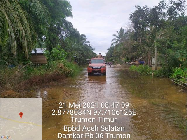 Banjir Masih Menggenangi Tiga Desa di Kecamatan Trumon Tengah