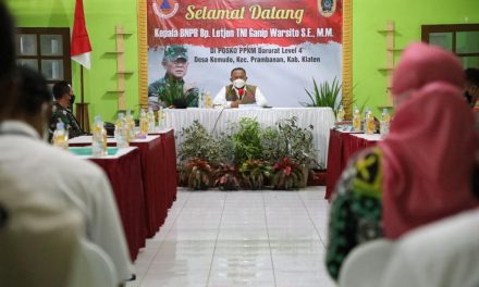 Ketua Satgas: Posko PPKM Mikro di Daerah Ujung Tombak Pengendalian COVID-19