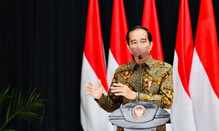 Presiden Jokowi : Lahirkan Mahasiswa Unggul dan Utuh