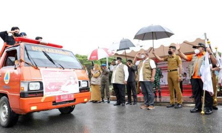 Sestama BNPB Lepas Gerakan Mobil Masker Untuk Masyarakat di Kota Kendari, Sebagai Penguatan Protokol Kesehatan