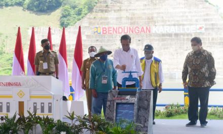 Presiden Jokowi Resmikan Bendungan Karalloe di Gowa