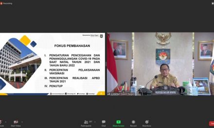 Penuhi Target, Mendagri Minta Pemerintah Daerah Percepat Vaksinasi