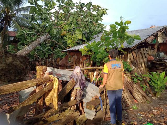 Angin Kencang Akibatkan Sejumlah Rumah Warga Konawe dan Wakatobi Mengalami Kerusakan