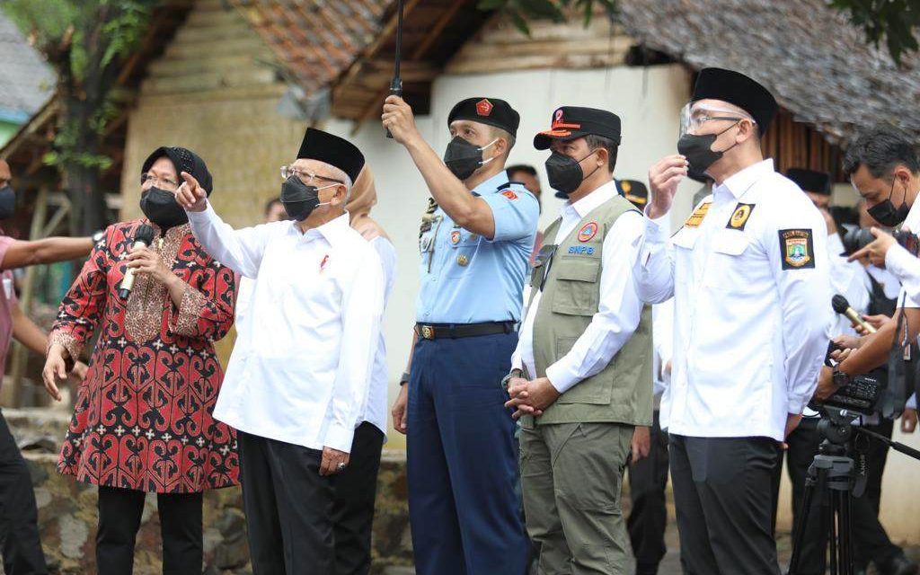 Kepala BNPB Dampingi Wakil Presiden Tinjau Lokasi Terdampak Gempabumi M 6,6 Banten