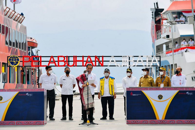 Presiden Resmikan Tujuh Pelabuhan Penyebrangan dan Empat KMP di Kawasan Danau Toba