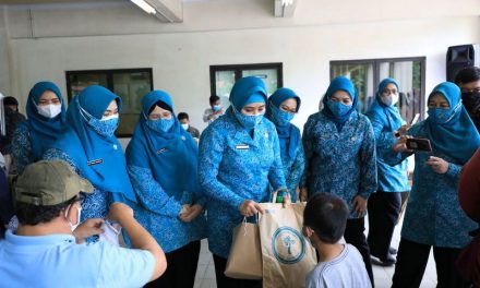 TP PKK Pusat Pantau Vaksinasi Anak dan Booster di DKI Jakarta