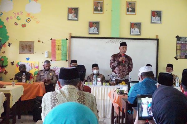 Gubernur Mahyeldi Apresiasi Kontribusi Bustanul Ulum Situjuah Dalam Perjuangan Kemerdekaan