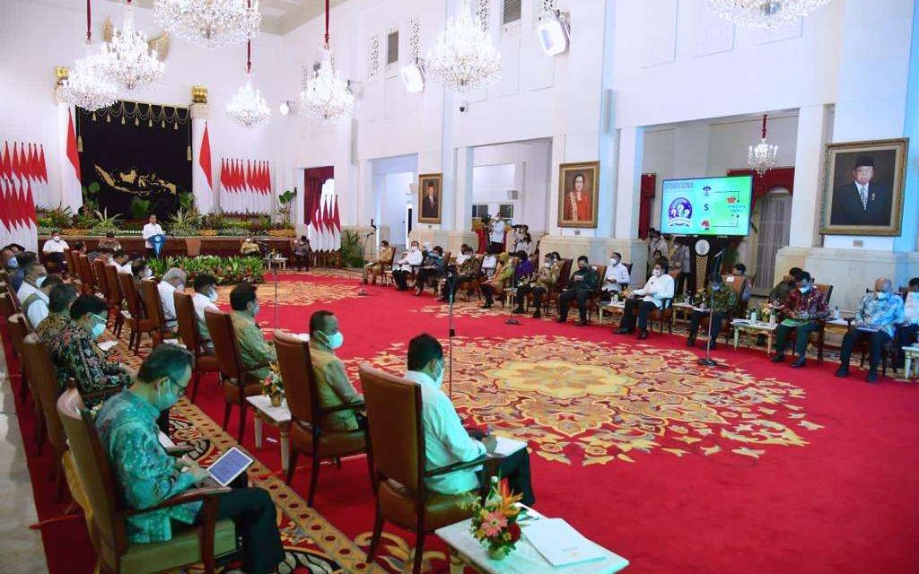 Presiden Jokowi Sampaikan Enam Arahan dalam Sidang Kabinet Paripurna