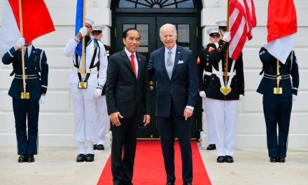 Presiden Joko Widodo Menghadiri jamuan santap malam negara-negara ASEAN dengan Presiden Amerika Serikat