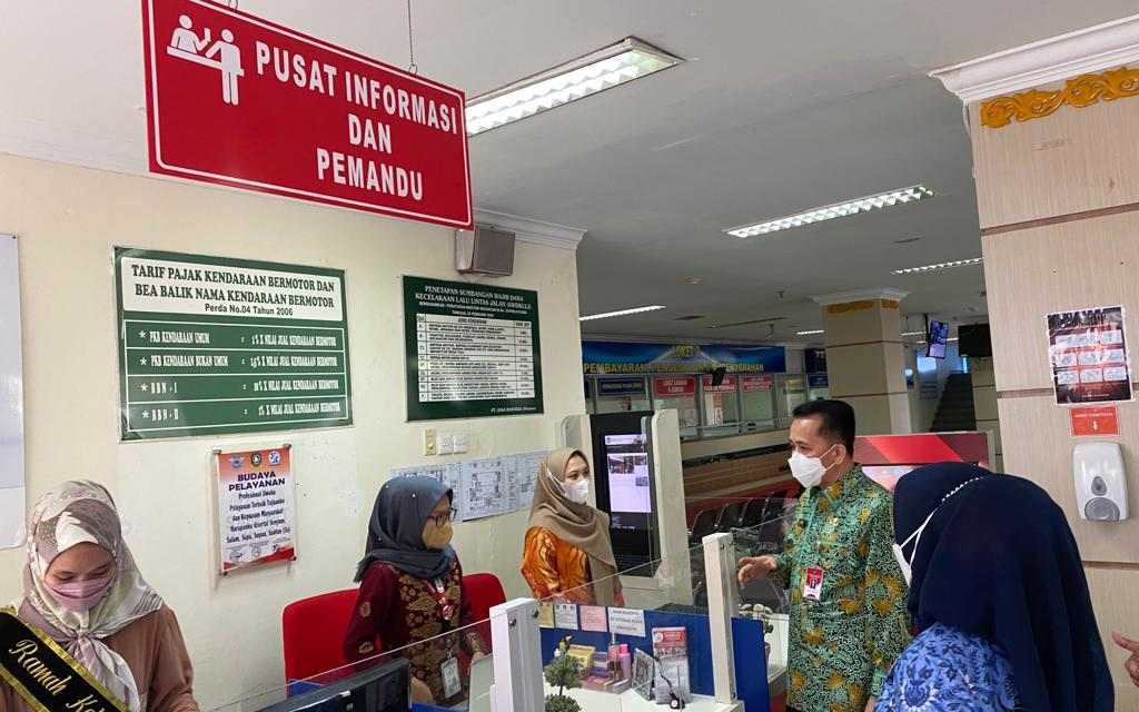 Kemendagri Tinjau Samsat Batam sebagai Salah Satu Samsat Terbaik di Indonesia