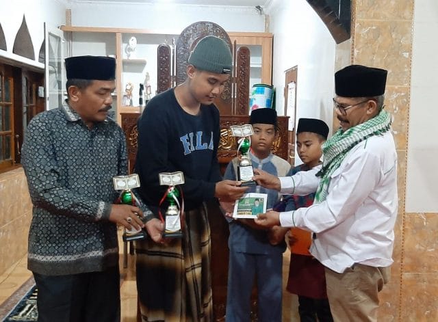 Kegiatan Nuzul Quran Nagari Tungkar Dibantu Edward DF