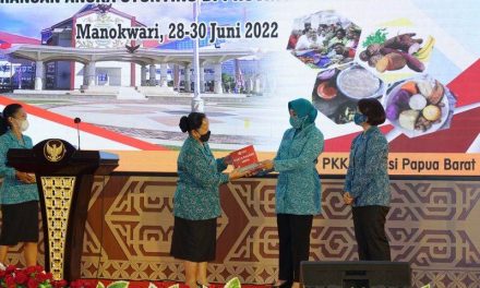 Gelar Asistensi Program B2SA di Papua Barat, Ketum TP PKK Pacu Penanganan Stunting