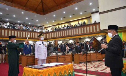 Mendagri Resmi Lantik Achmad Marzuki Jadi Penjabat Gubernur Aceh