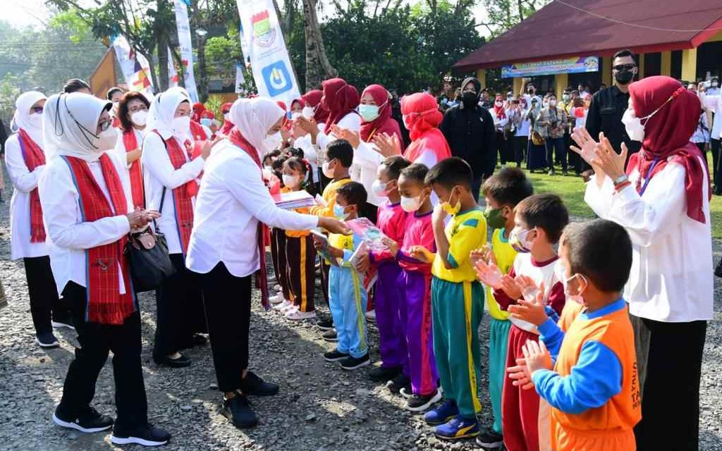 Ibu Iriana dan Ibu Wury Hadiri Penguatan Karakter PAUD di Tangerang