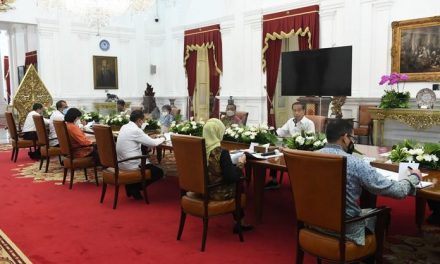 Presiden Jokowi Pimpin Rapat Persiapan Indonesia sebagai Tuan Rumah Piala Dunia FIFA U20