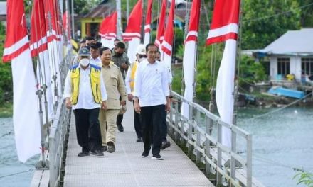 Resmikan Jembatan Gantung Wear Fair, Presiden: Penting untuk Mobilitas Orang dan Barang