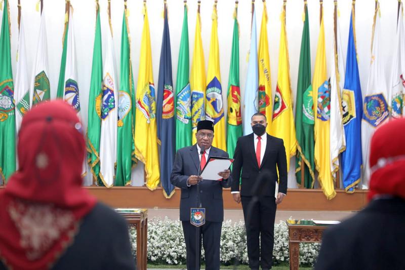 Wamendagri Lantik Pejabat Pimpinan Tinggi Pratama dan Pejabat Fungsional di Lingkungan Kemendagri