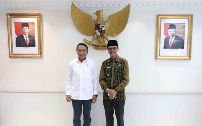 Bupati Safaruddin: Rehab GOR Singa Harau Didukung Menpora