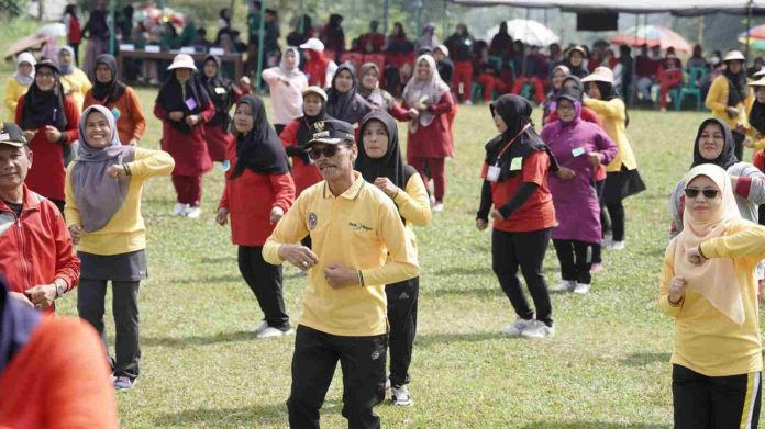 Bupati Safaruddin Buka Lomba Senam Mungo Sehat