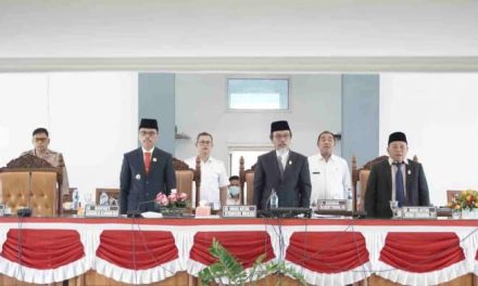 Ini Jawaban Bupati Safaruddin Kepada 8 Fraksi DPRD Liko