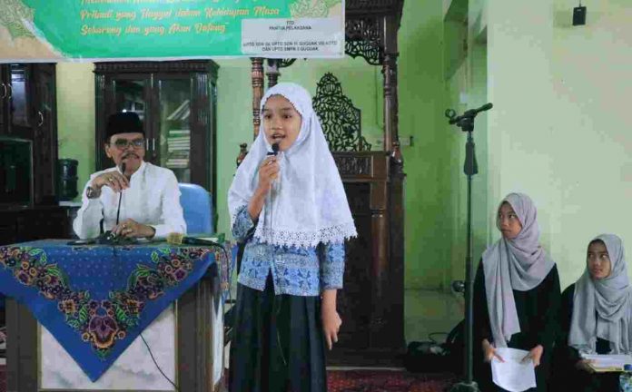 Bupati Safaruddin Rayakan Maulid Nabi Muhammad SAW Bersama Siswa SD Dan SMP