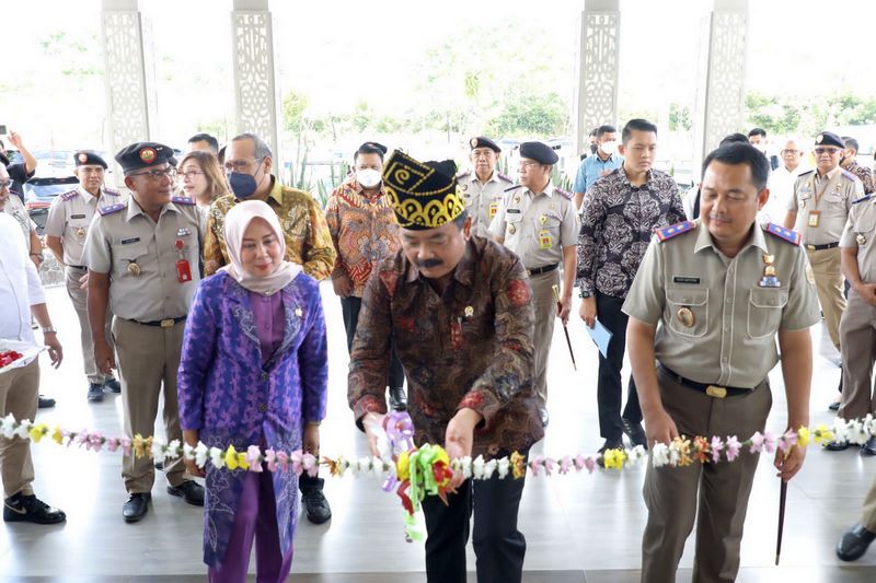 Kunjungi Kanwil BPN Provinsi Kalsel, Menteri ATR/Kepala BPN Resmikan Gedung Kantor Baru dan Sampaikan Tiga Arahan