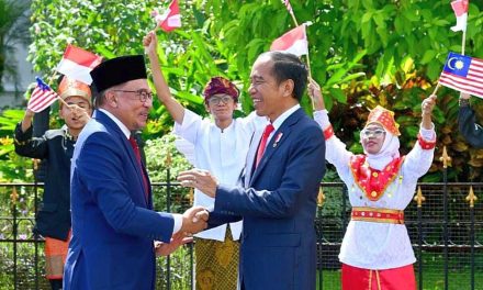 Presiden Jokowi Sambut Kunjungan Resmi PM Anwar Ibrahim di Istana Bogor