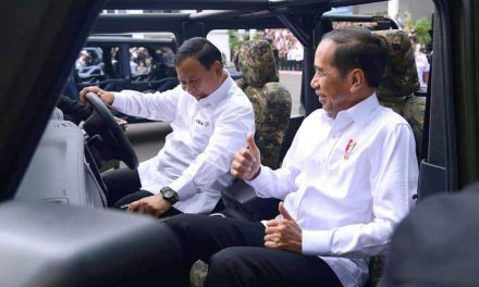 Presiden Jokowi Jajal dan Resmikan Nama Rantis Maung