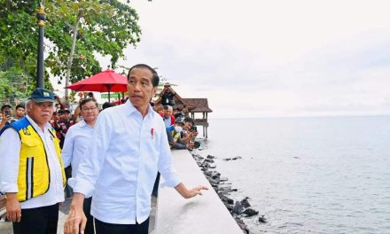 Tinjau Bunaken, Presiden Jokowi Yakin Awal Februari Wisman Ramai Datang