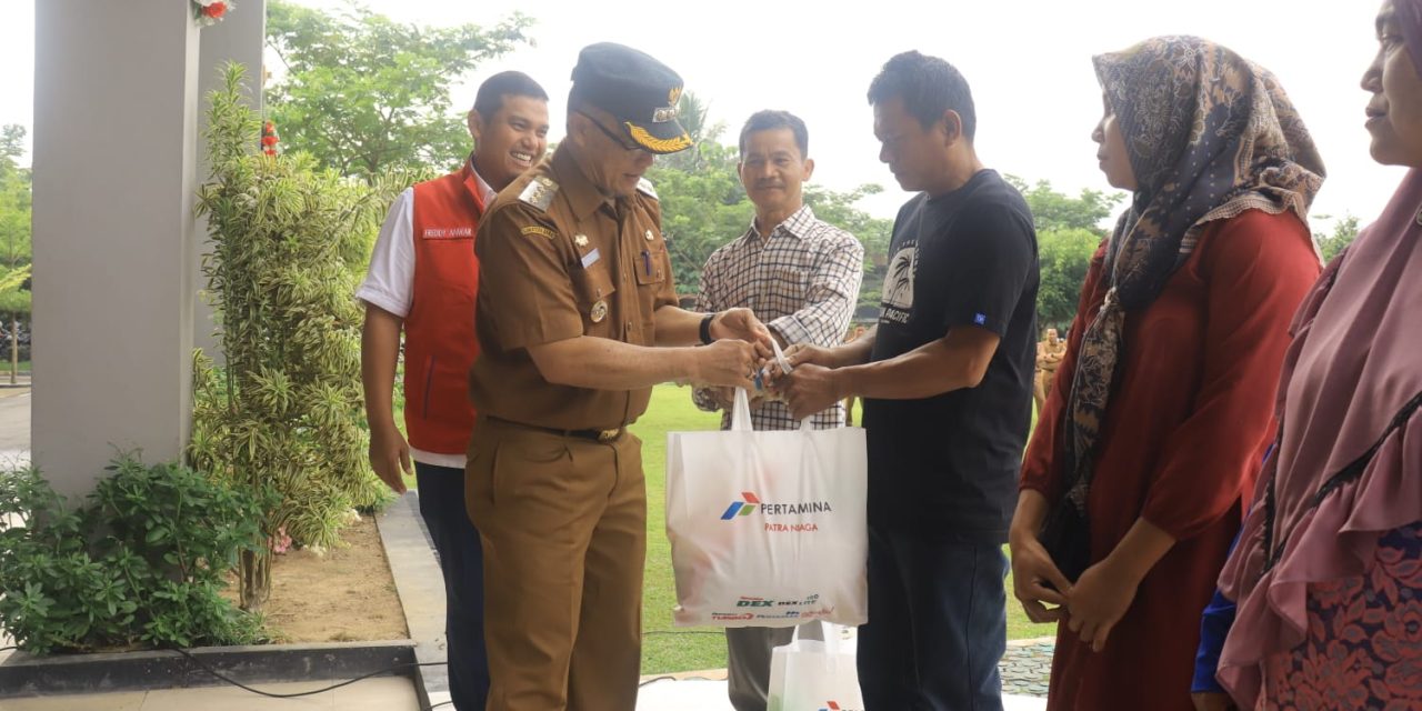 Sinergi Pertamina Dengan Pemko Payakumbuh, 100 Warga Miskin Dapat Paket Sembako, Ada Penukaran Tabung Gas Hijau Ke Pink Gratis, Hanya Bayar Isinya Saja